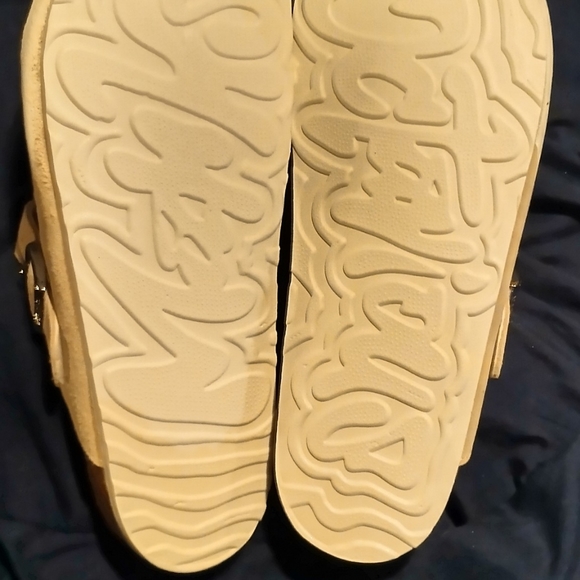 Octavious Marks Custom “Fish Bone” Birkenstock Boston Clogs - Picture 10 of 10